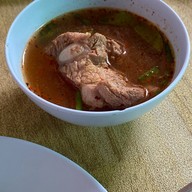 พี่เปิ้ล คอหมูย่าง