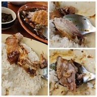 เมนูของร้าน ข้าวขาหมูเยอรมัน (แห่งเดียวในโลก)