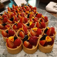 เมนูของร้าน Sindhorn Kempinski Hotel Bangkok