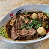 เมนูของร้าน มาดามแซ่บ