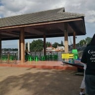 บรรยากาศ ข้าวต้มเรือเจ็ก
