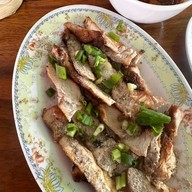 เมนูของร้าน ร้านส้มตำ อาหารอีสาน สองพี่น้อง รัชดา32 -