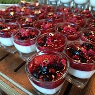 เมนูของร้าน Sindhorn Kempinski Hotel Bangkok