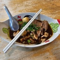 เมนูของร้าน มาดามแซ่บ