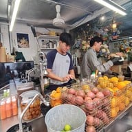 BAMA’ สีลมซอย 5