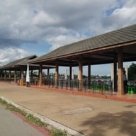 บรรยากาศ ข้าวต้มเรือเจ็ก