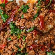 ร้านอิ่มอุ่น กะเพราพริกแห้ง อาหารตามสั่ง สาขาอุดมสุข