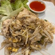 แม่ศรีเรือน เลียบทางด่วนเอกมัย-รามอินทรา