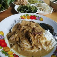 เมนูของร้าน ขนมจีนป้าชื่น ราษฎร์อุทิศ (Rat Uthit)