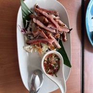 ปิ่นโต Restuarant Old town