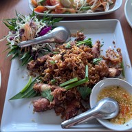 ปิ่นโต Restuarant Old town