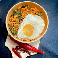 กะเพราพริกแห้ง ฮาร์ท ทู ฮาร์ท 🌶️