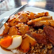 เมนูของร้าน ข้าวหมูแดง อึ๊งทงฮะ(ท่ารถบางเลน)