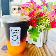 กาแฟหน้าบ้าน ( โฮมทาวด์ ) บางปะอินโฮมทาวด์