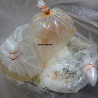 เมนูของร้าน เจ๊หมวยข้าวต้มปลา