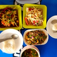 ส้มตำป้าเดือนเชียงราย สาขาดอยเขาควาย (ไก่แดงเจ้าเก่า) สาขา1