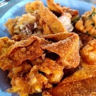 เจ๊นีย์ของทอดลับแล