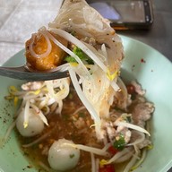 เจ๊แอ๋ว ต้มเลือดหมู โจ๊ก
