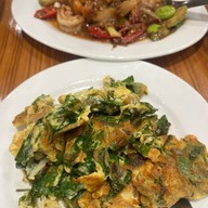 เมนูของร้าน แกงเหลือง (จันทน์หอม) สาขาพรอมานาด