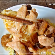 เมนูของร้าน ก๋วยเตี๋ยวเนื้อพรีเมี่ยม เซียะเนื้อตุ๋น ถนนสามัคคี ถนนสามัคคี