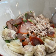 ก๋วยเตี๋ยวหมูนายตึ๋งเจ้าเก่า -