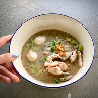 เมนูของร้าน ก๋วยเตี๋ยวเรือณารา&ขนมจีน ข้าวซอย