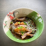 เมนูของร้าน ก๋วยเตี๋ยวเรือณารา&ขนมจีน ข้าวซอย