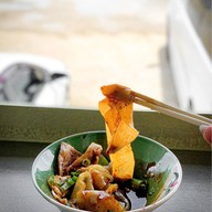 เมนูของร้าน ก๋วยเตี๋ยวเรือณารา&ขนมจีน ข้าวซอย