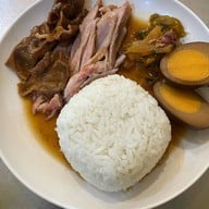 เมนูของร้าน ข้าวขาหมู พ.4