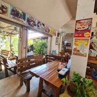 บ้านก๋วยเตี๋ยวชักธงดู๋ดี๋