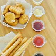 ขนุน คาเฟ่ -