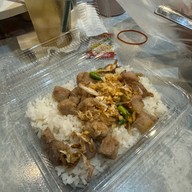 หมูทอดกระเทียม