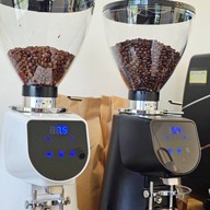 ขนุน คาเฟ่ -