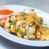 ทาโกะยากิ หลังประตูมหาวิทยาลัยราชภัฎเทพสตรี