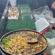 หมูทอดกระเทียม