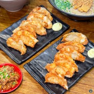 Ramenga พาราไดซ์ เพลส