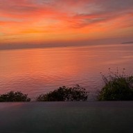 โรงแรมศรีพันวา