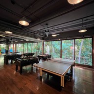 โรงแรมศรีพันวา