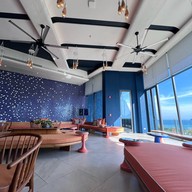 โรงแรมศรีพันวา