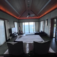 โรงแรมศรีพันวา