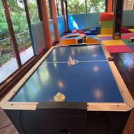 โรงแรมศรีพันวา