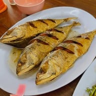 ร้านเจ้พร