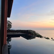 โรงแรมศรีพันวา