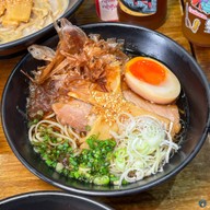 Ramenga พาราไดซ์ เพลส