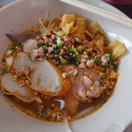 เมนูของร้าน เฮียจู๋ ก๋วยเตี๋ยวต้มยำหมูบะช่อ (ลาดพร้าว71) ลาดพร้าว