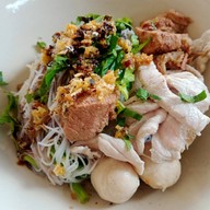 บรรยากาศ เตี๋ยวเรือแอบแซ่บ