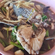 เมนูของร้าน ป้าติ๊ด