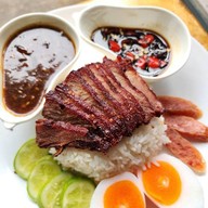 หมูกรอบคนบ้า