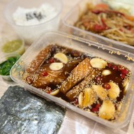 เมนูของร้าน ด็อกเตอร์แซลมอน ด็อกเตอร์แซลมอน แอนด์ ชาบู ฉะเชิงเทรา