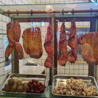 เทียนลี่ บะหมี่ปู ข้าวหมูแดง หมูกรอบ เอสพลานาด รัชดา